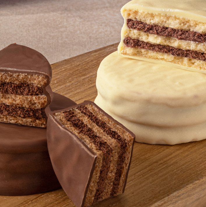Milka Alfajor Triple white with chocolate Mousse